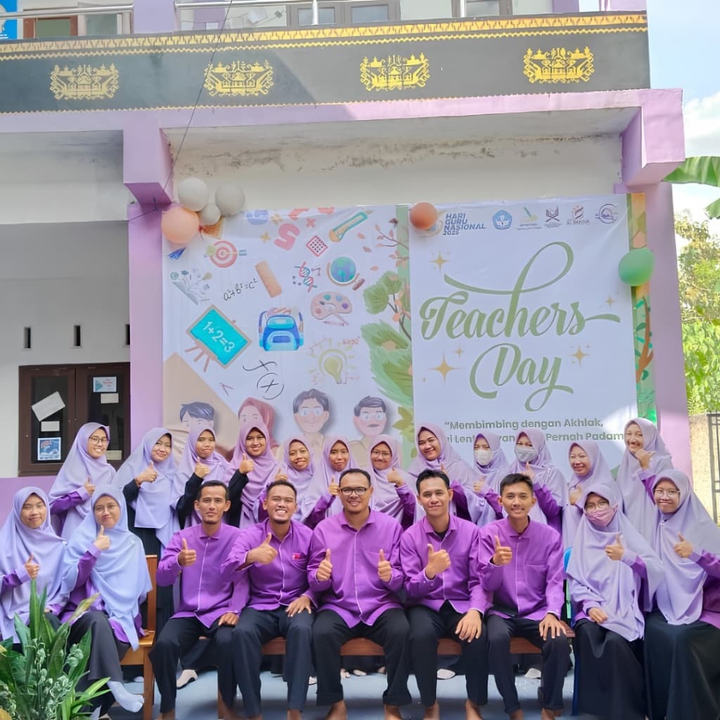 Keluarga Besar Pendidik & Civitas Akademika SMPIT Al Banna